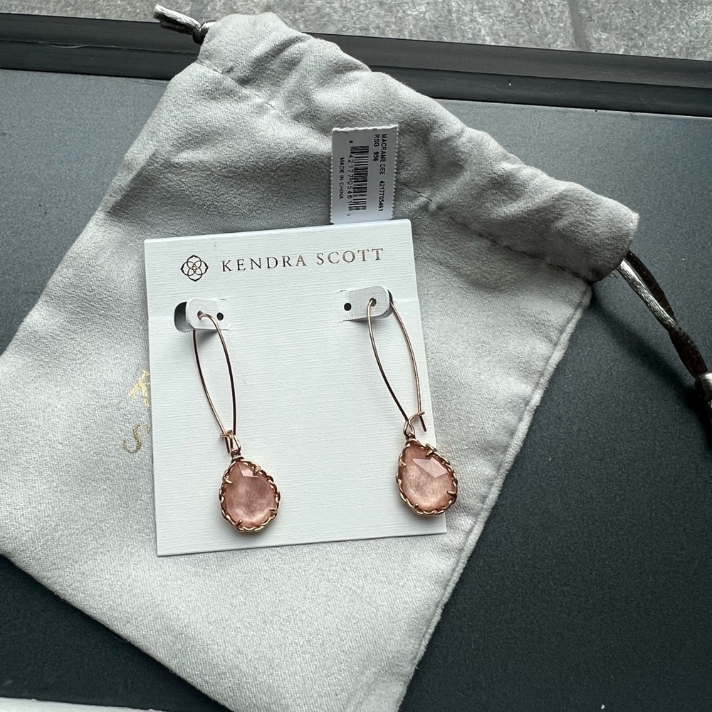 Kendra scott earrings
